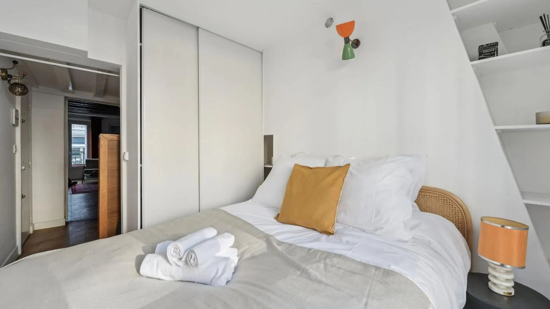 Opera De Paris - Cityapartmentstay 0*,  Francia